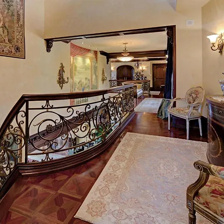 Villa Lebretonvila